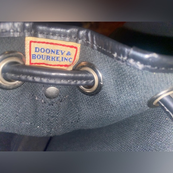 Dooney and Bourke Bag - Picture 3 of 4